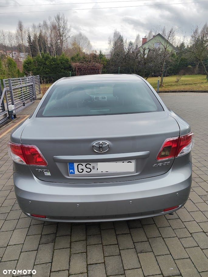 Toyota Avensis 1.8 Sol - 7