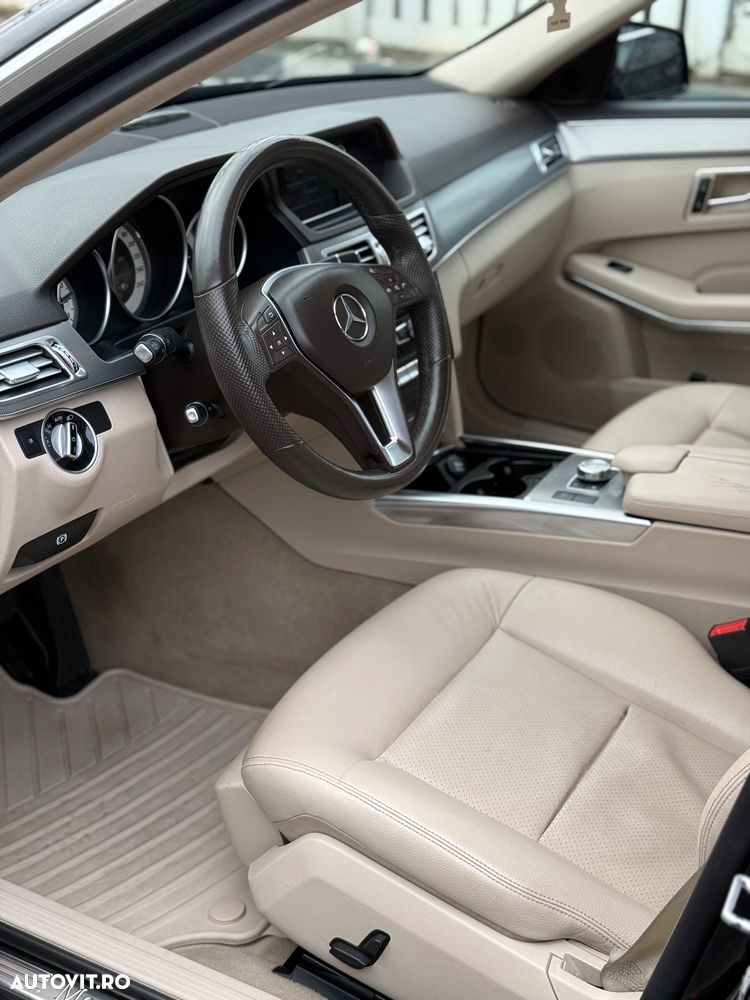 Mercedes-Benz E 250 BlueTEC 4MATIC - 12