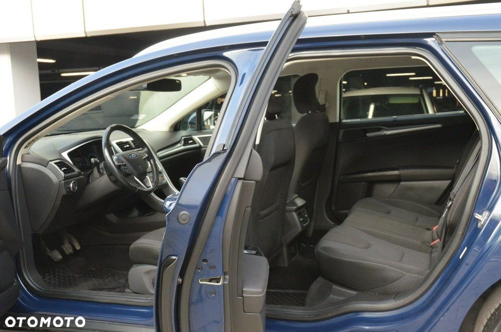 Ford Mondeo 2.0 EcoBlue Titanium - 32