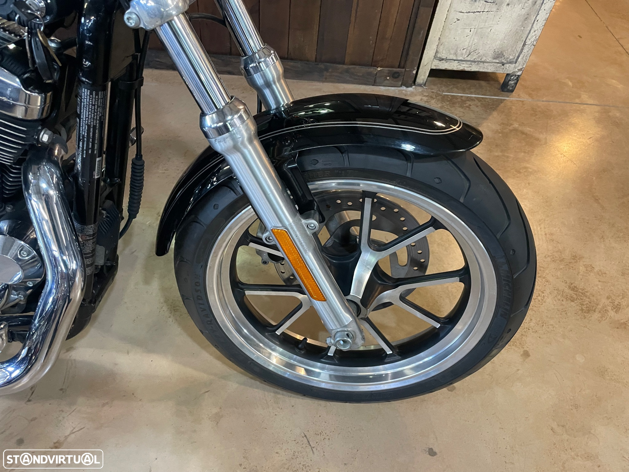 Harley-Davidson Sportster XL1200 Low - 4