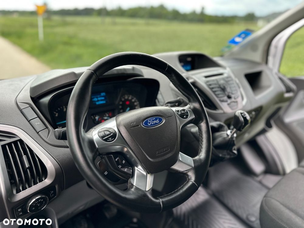 Ford Transit Custom - 32