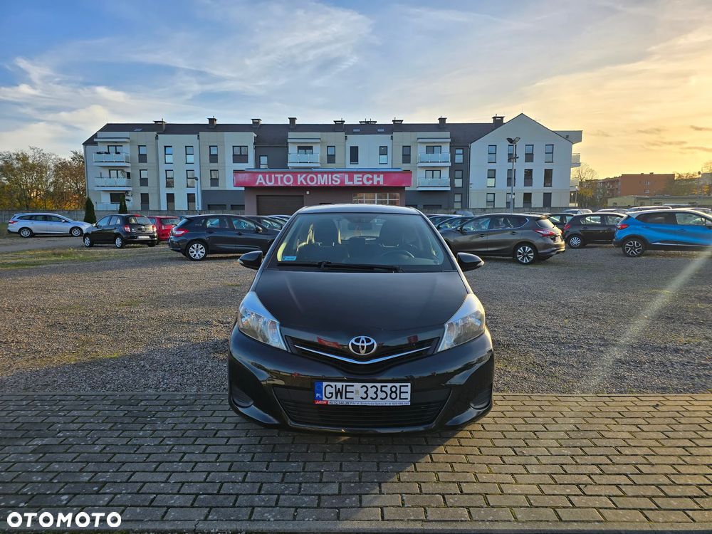 Toyota Yaris 1.0 Luna - 2