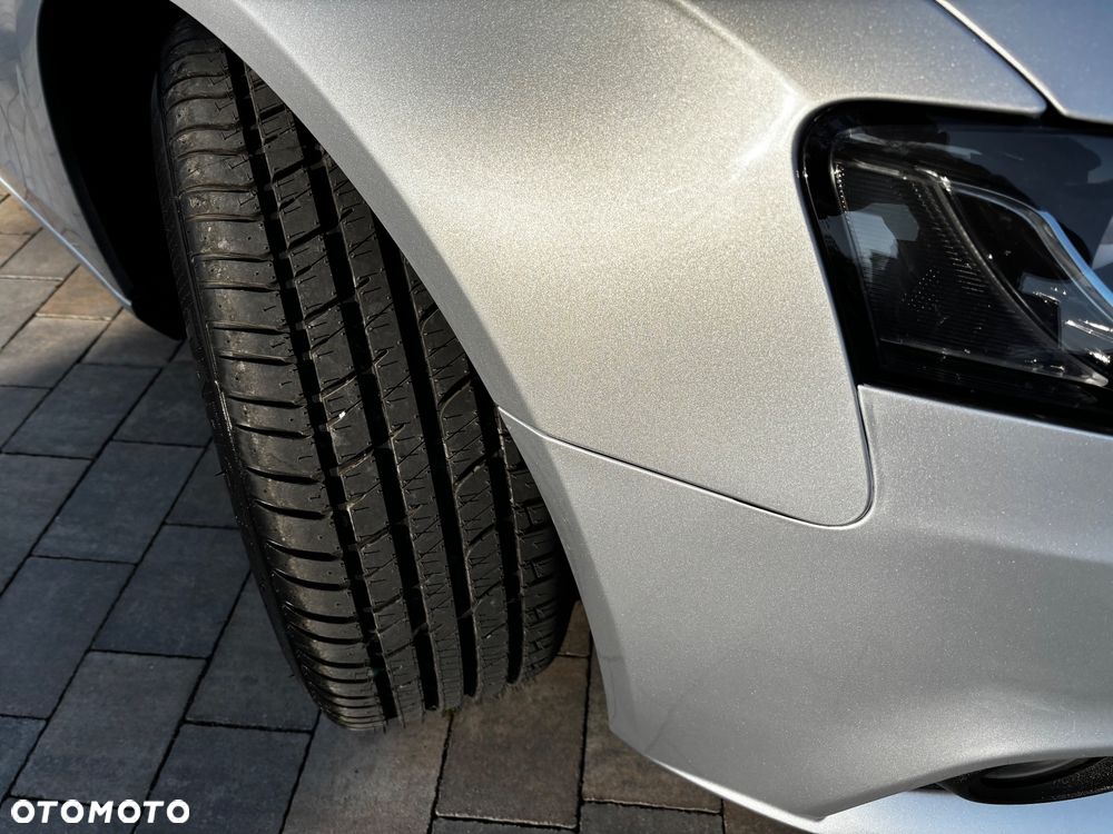 Audi A4 Limousine 2.0 TDI DPF - 15