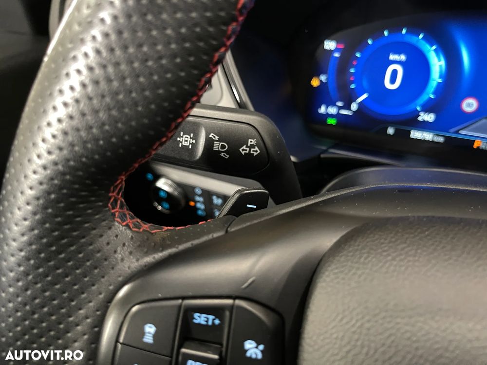 Ford Kuga 2.0 EcoBlue A8 AWD ST Line - 25