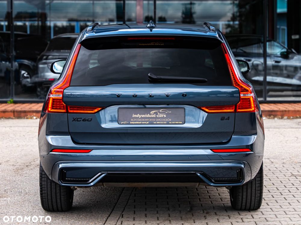 Volvo XC 60 B4 B Plus Dark - 19