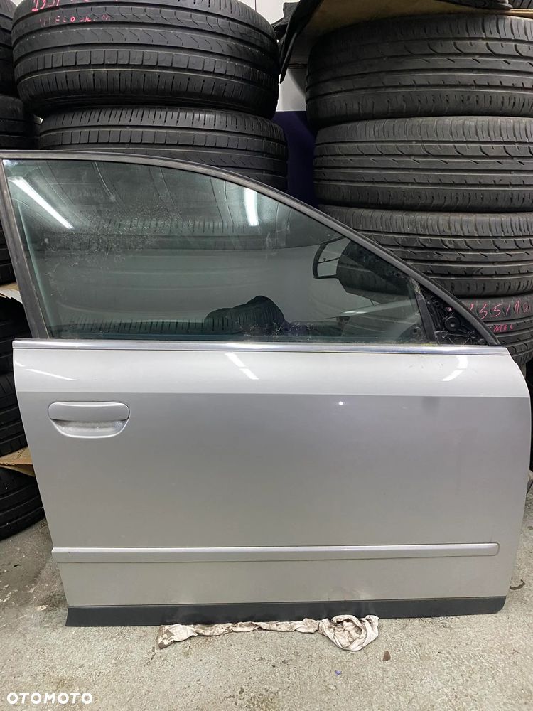 AUDI A4 B6 DRZWI PRAWY PRZOD PRZEDNIE LY7W - 1