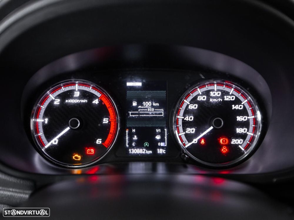 Mitsubishi L200 2.4 DI-D CLUB CAB INVITE 3L 4WD - 19