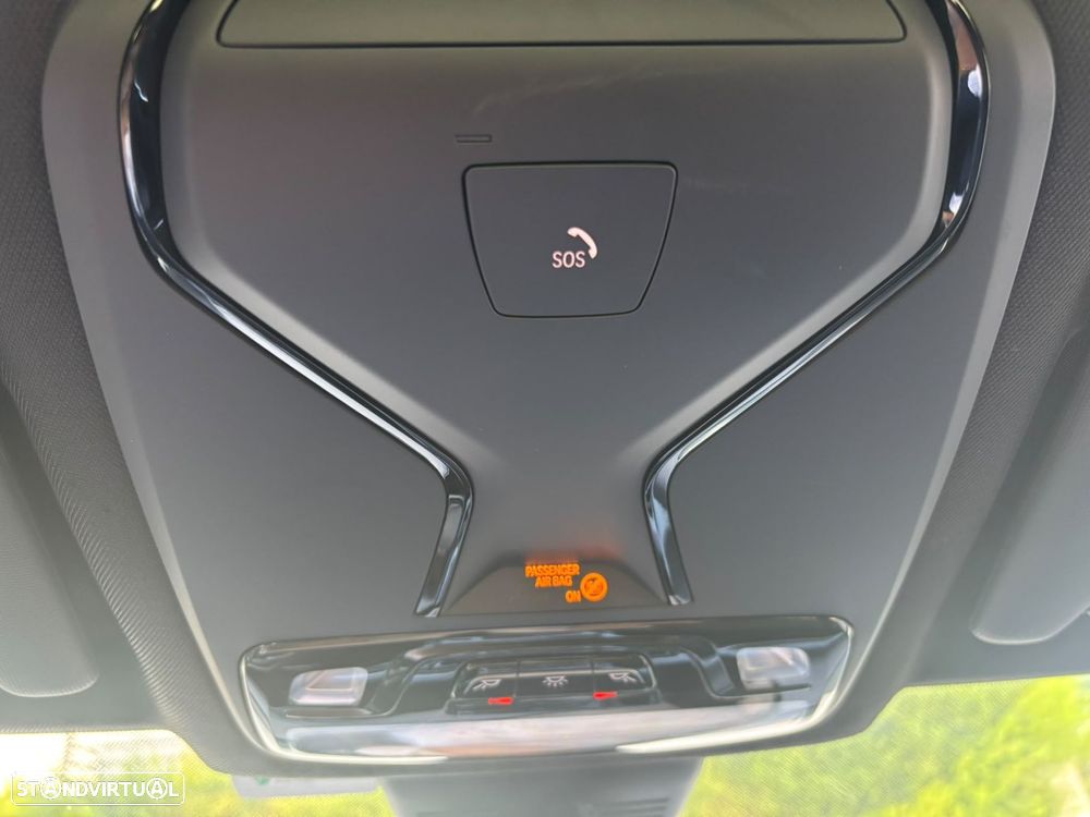 BMW 320 e Pack Desportivo M Auto - 36