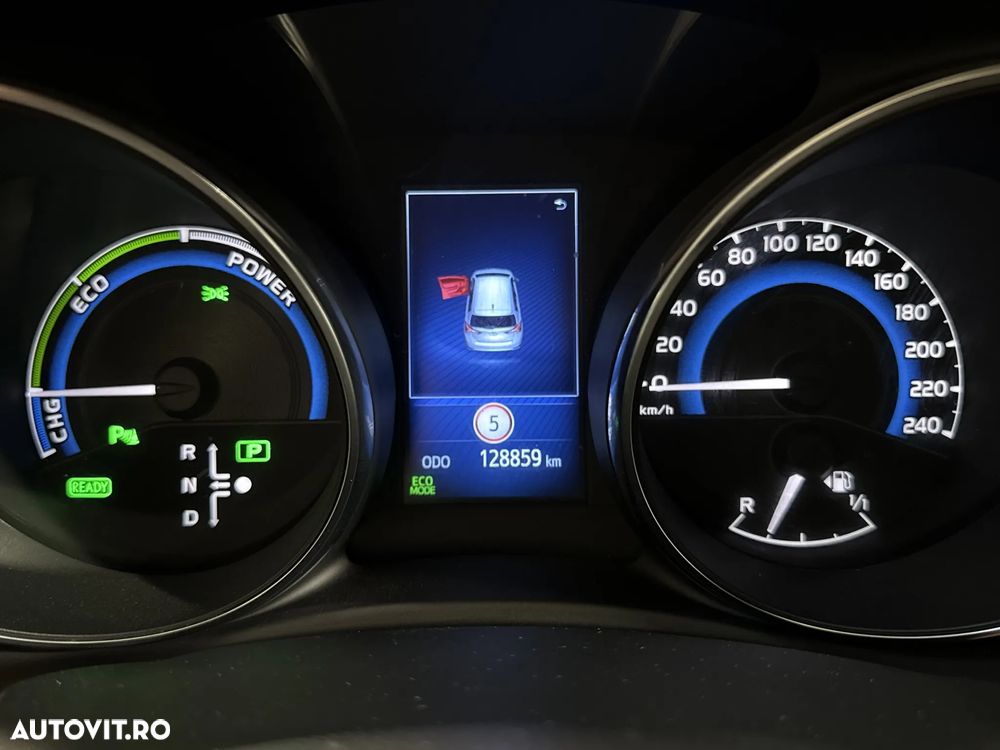 Toyota Auris - 11
