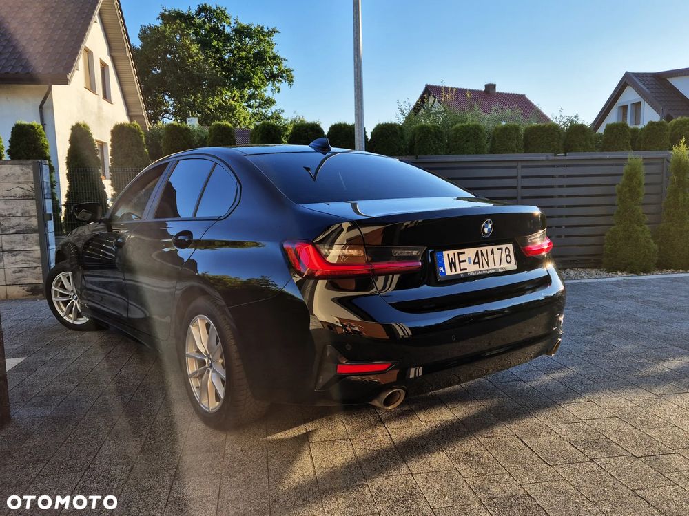 BMW Seria 3 318i Advantage sport - 3