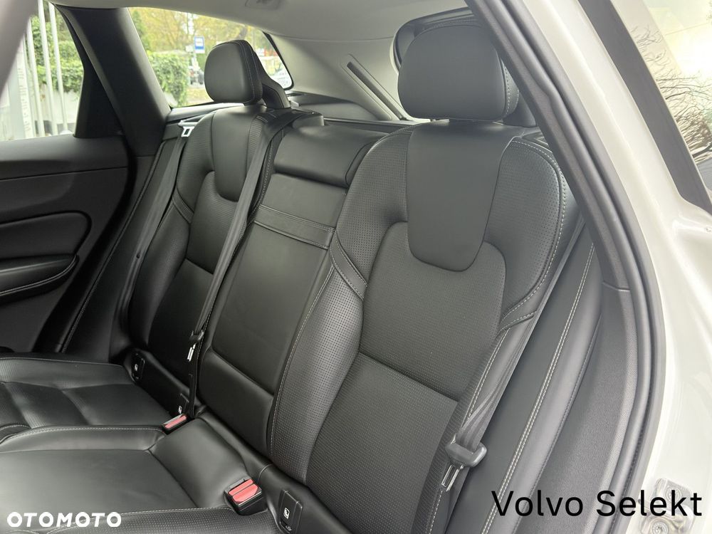 Volvo XC 60 - 16