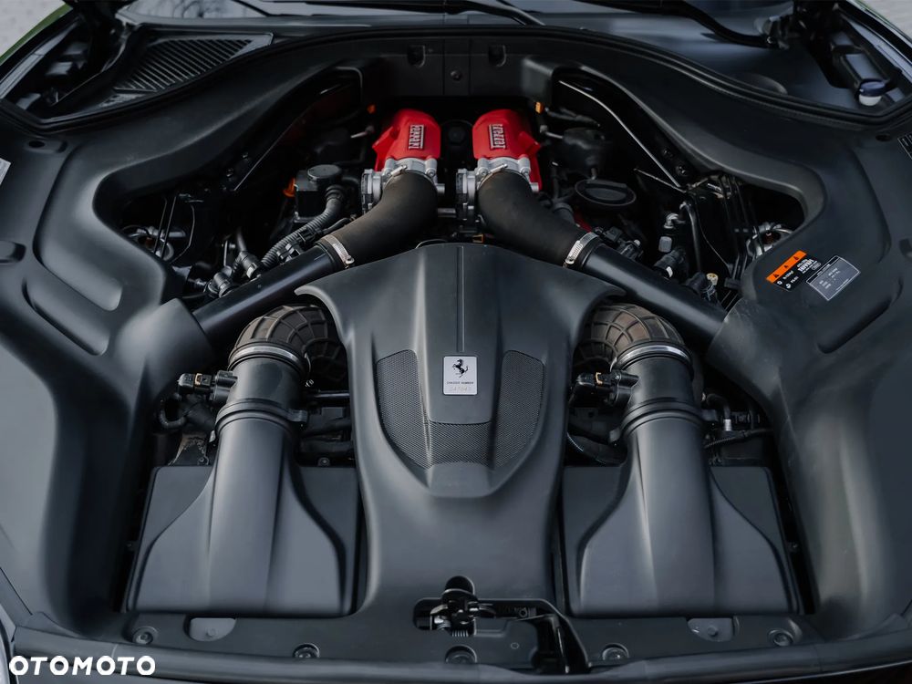 Ferrari Portofino - 12