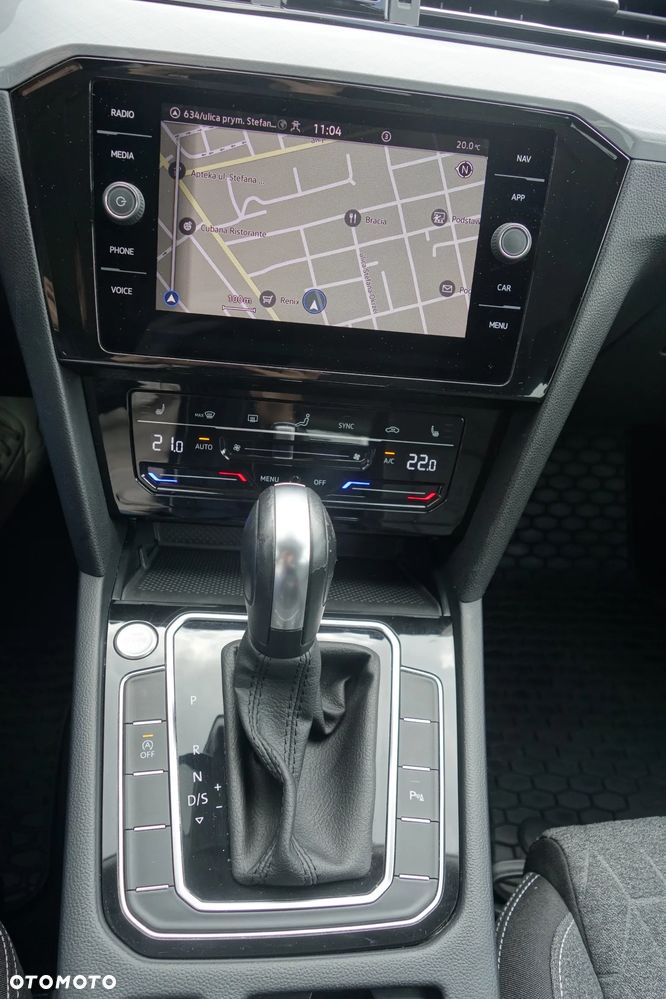 Volkswagen Passat 2.0 TDI EVO Business DSG - 21
