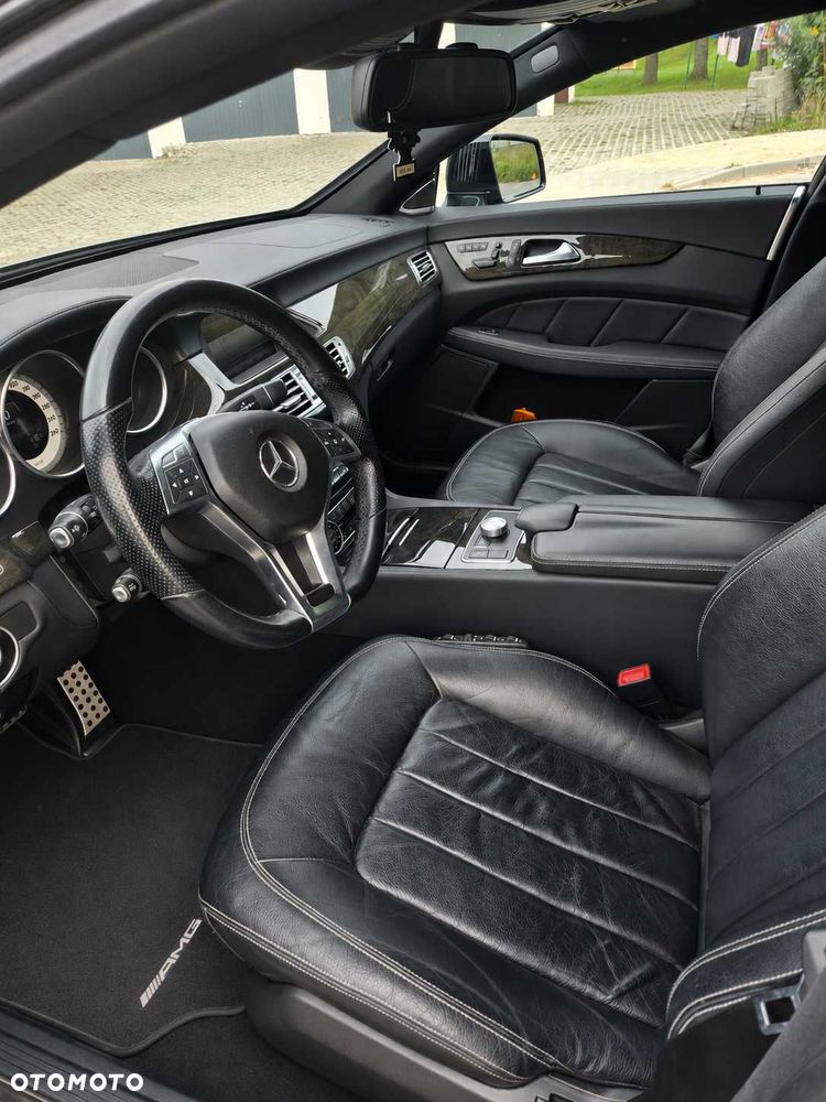Mercedes-Benz CLS - 7