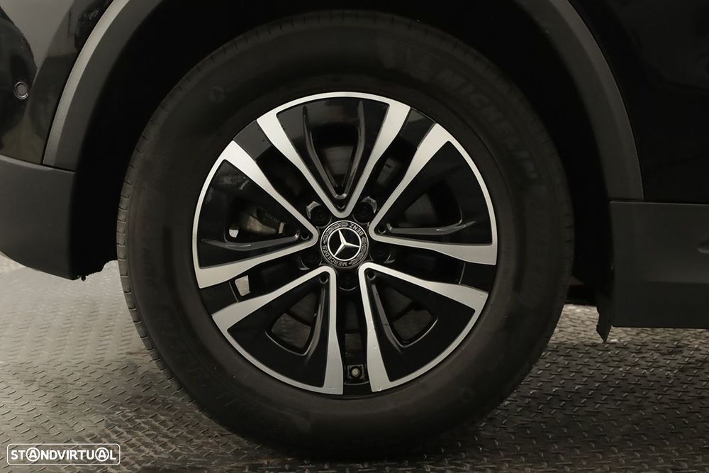 Mercedes-Benz GLA 200 - 5