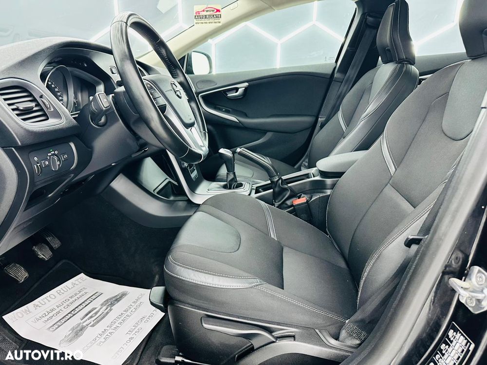 Volvo V40 D2 DRIVe Momentum - 13