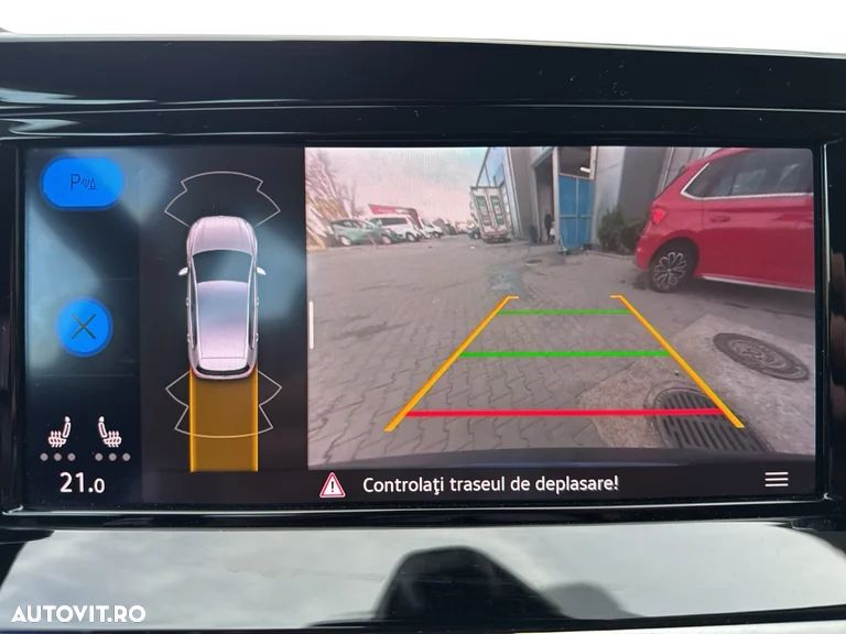 Volkswagen Golf 1.0 eTSI DSG MHEV Life - 16