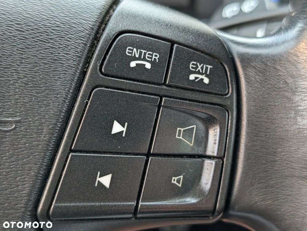 Volvo XC 70 - 22
