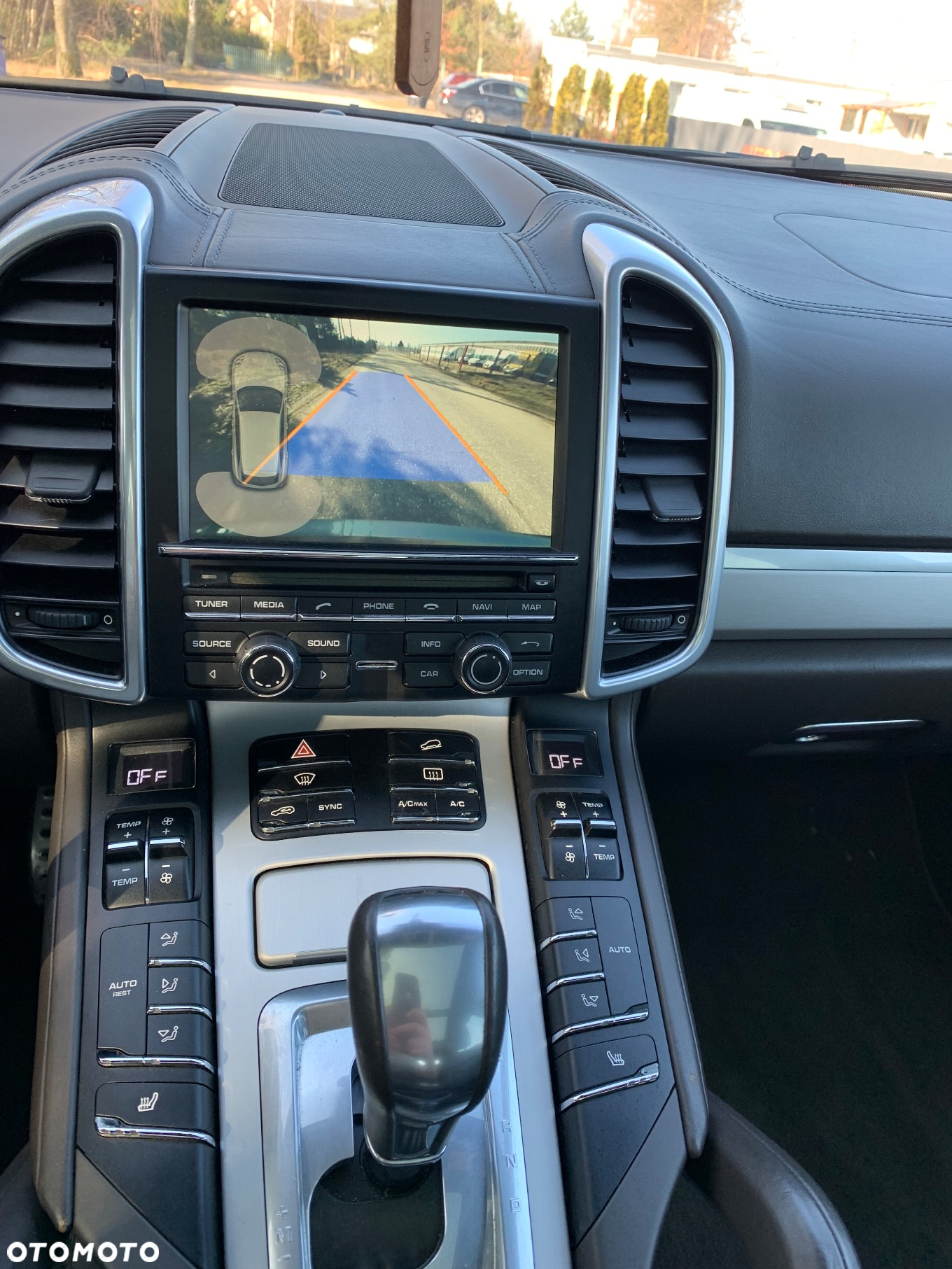 Porsche Cayenne S e-Hybrid - 24