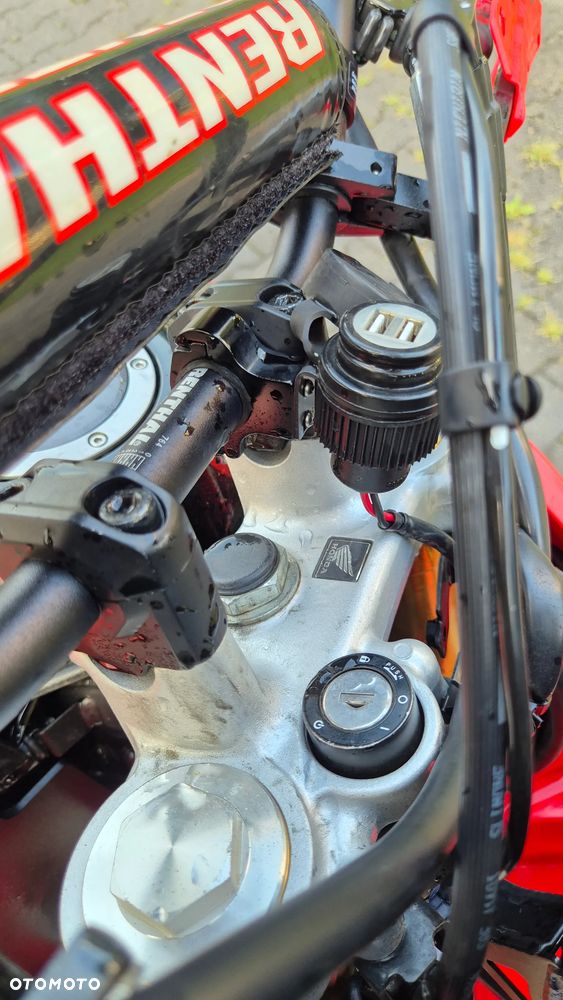 Honda CRF - 12