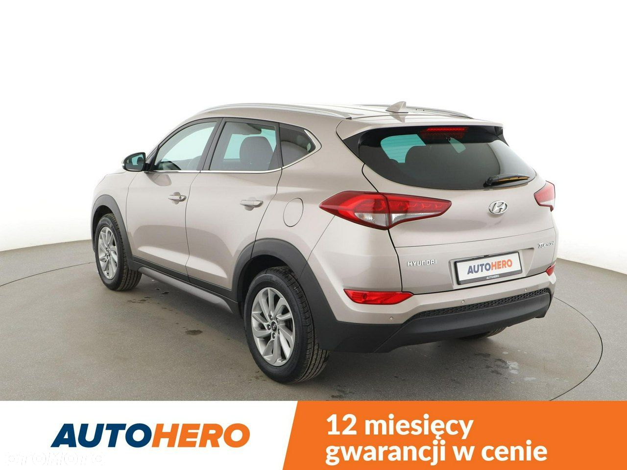 Hyundai Tucson 1.7 CRDI BlueDrive Style 2WD - 4