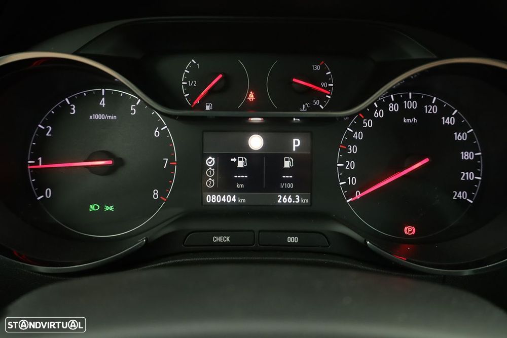 Opel Crossland X 1.2 T 120 Anos - 16