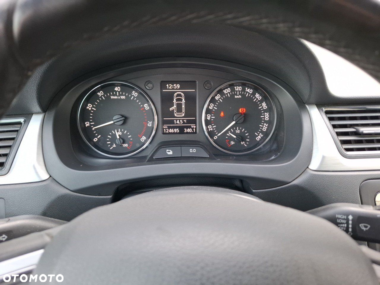 Skoda RAPID - 10