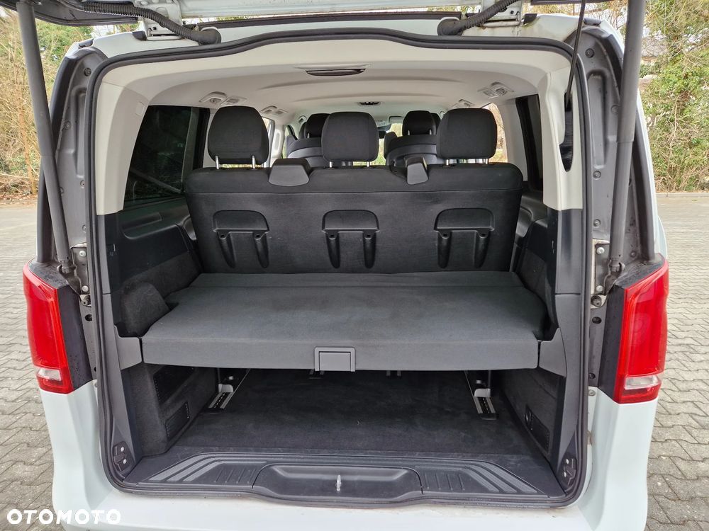 Mercedes-Benz Klasa V 220 d lang 9G-TRONIC - 12