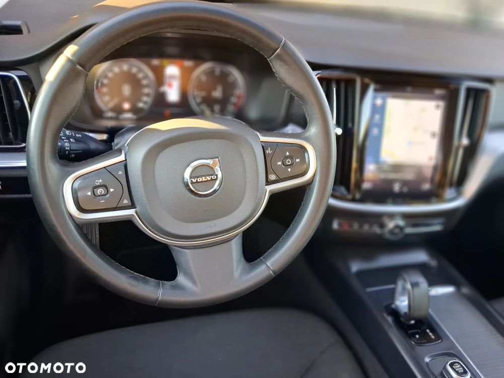 Volvo V60 B4 D Geartronic Momentum Pro - 15