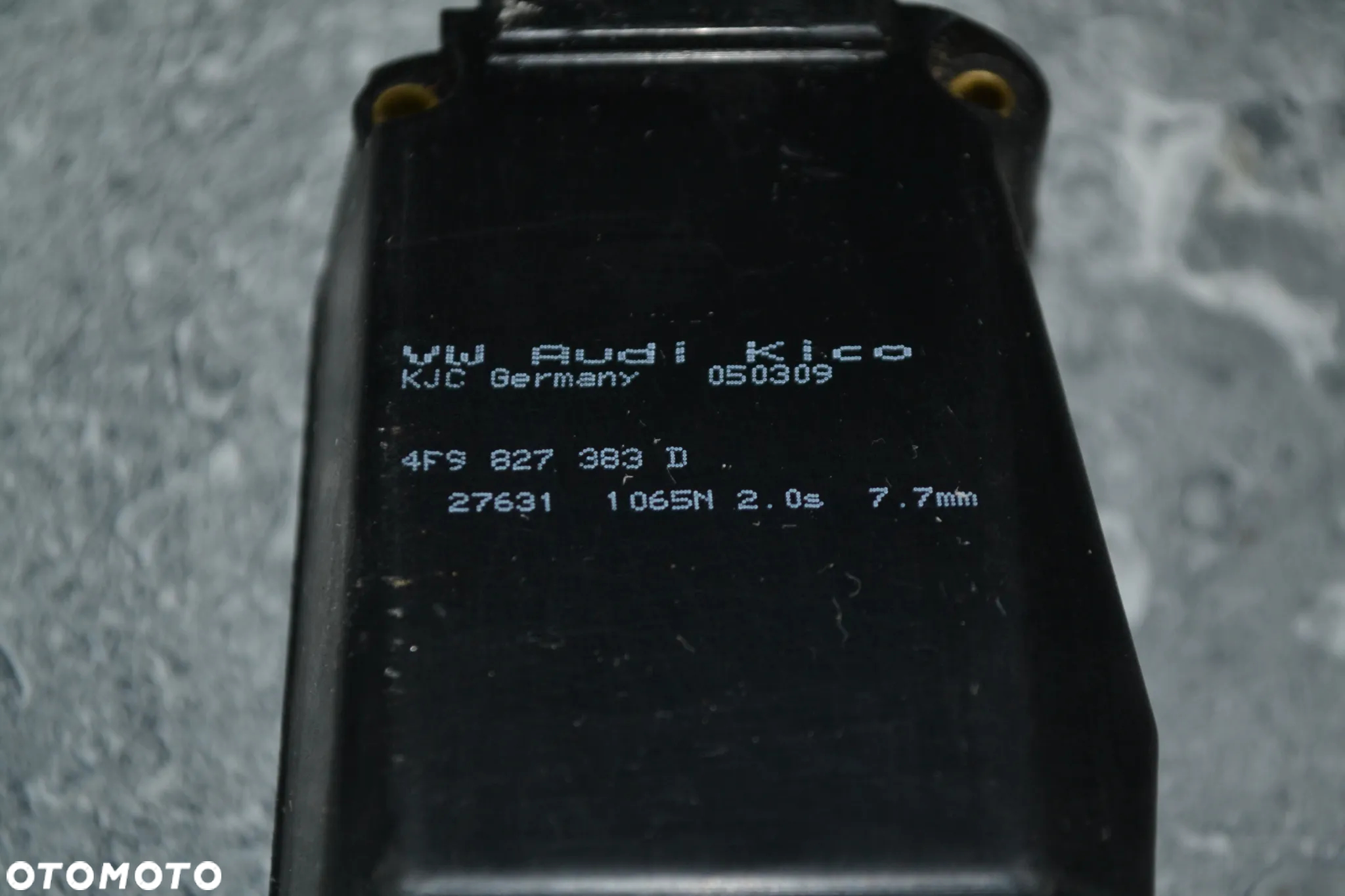 AUDI A4 B8 A6 C6 C7 Q5 Q7 DOCIĄG ZAMEK KLAPY BAGAŻNIKA 4F9827383D - 2