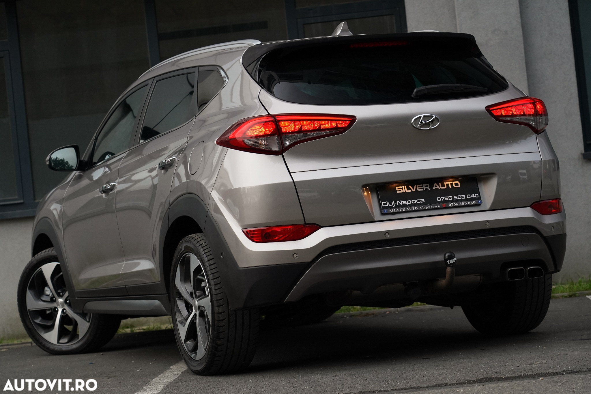 Hyundai Tucson 2.0 CRDI 4WD 6AT Premium+ - 25