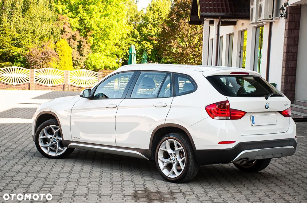 BMW X1 xDrive18d xLine - 23