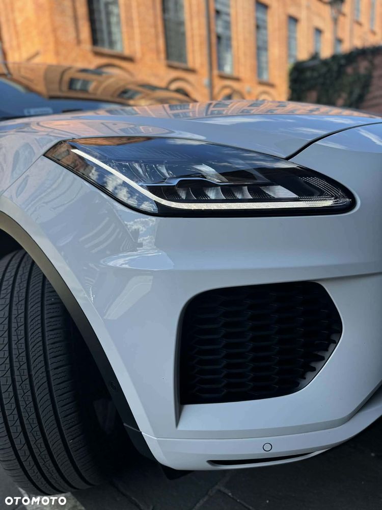 Jaguar E-Pace 2.0 i4D AWD R-Dynamic SE - 7