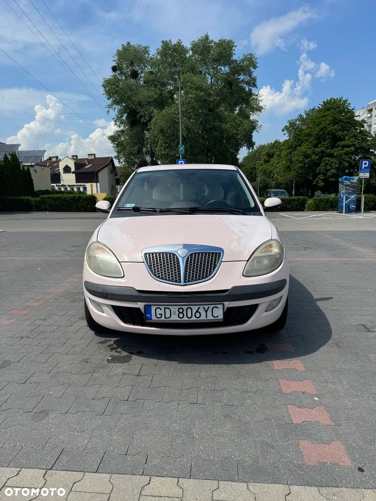 Lancia Ypsilon 1.2 16v Class - 2