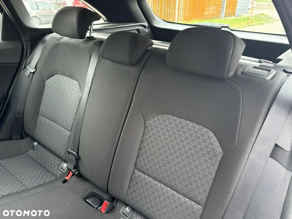 Kia Ceed 1.5 T-GDI Business Line - 21