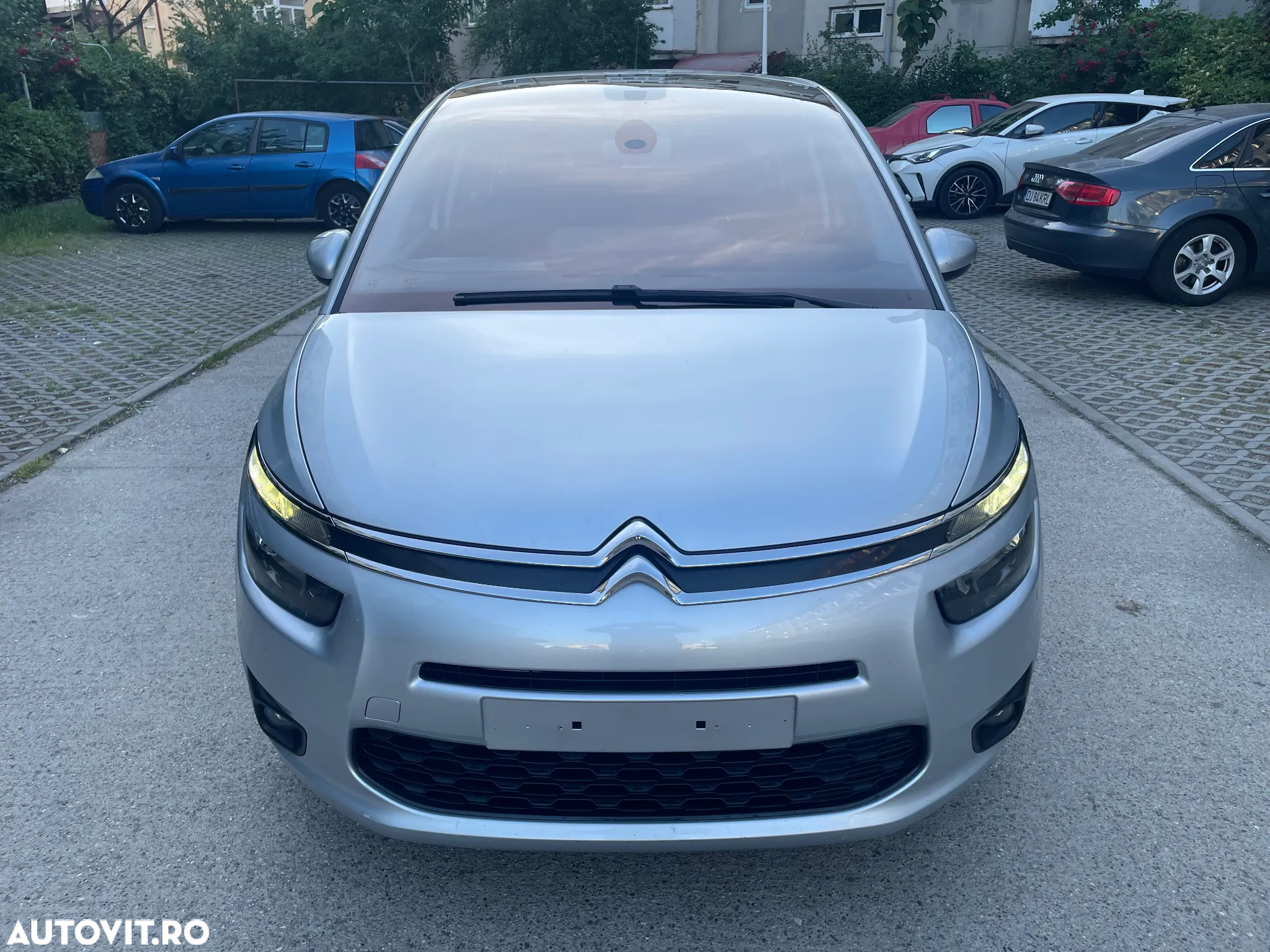 Citroën C4 Grand Picasso 2.0 e-Hdi Aut. Intensive - 9