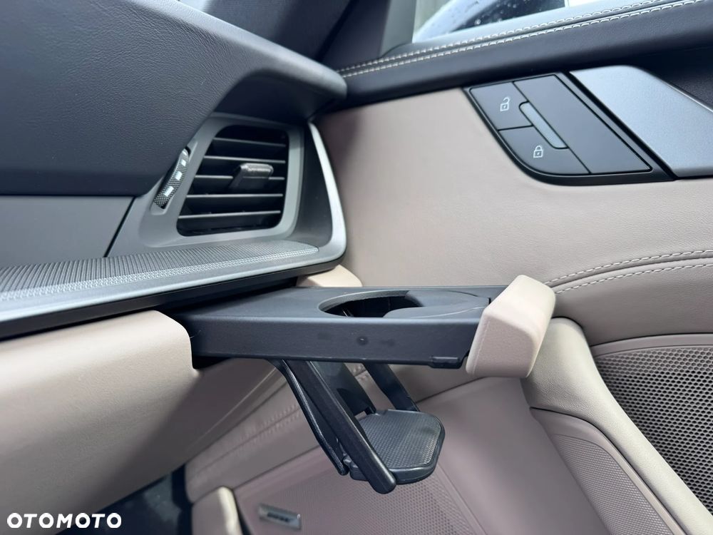 Porsche 911 Carrera 4S - 21