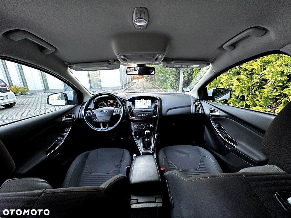 Ford Focus 1.0 EcoBoost Start-Stopp-System TITANIUM STYLE - 23