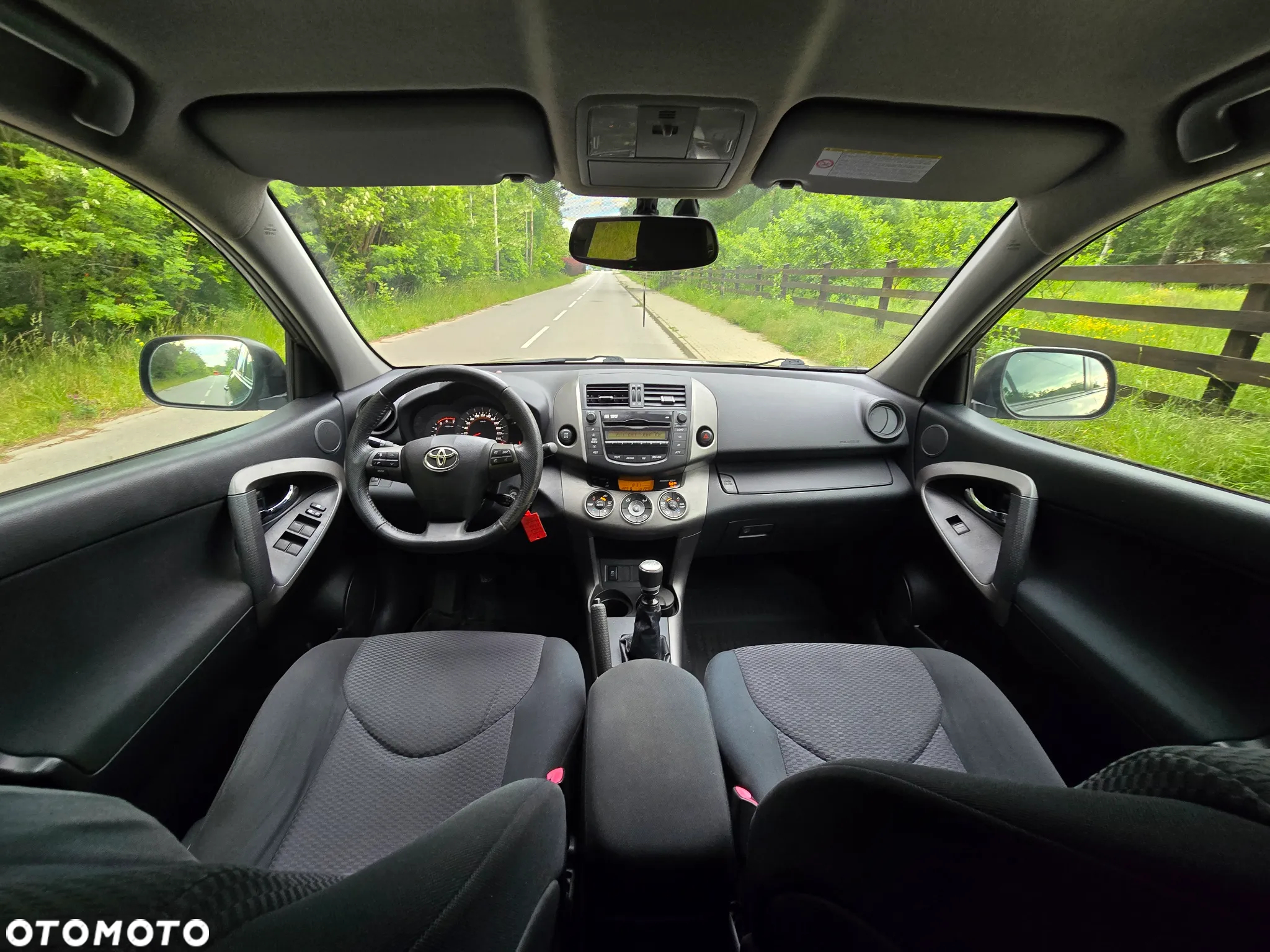 Toyota RAV4 2.2 D-4D 4x4 Comfort - 8