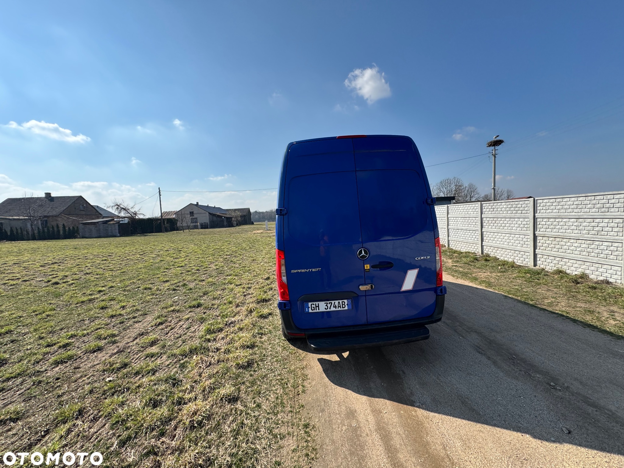 Mercedes-Benz Sprinter - 10