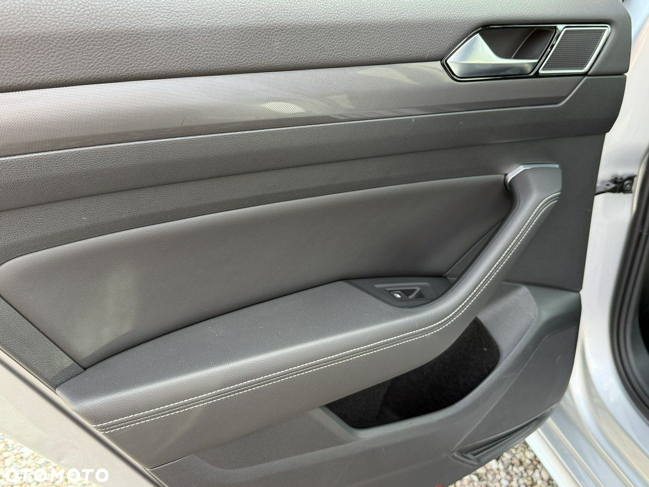 Volkswagen Passat - 34