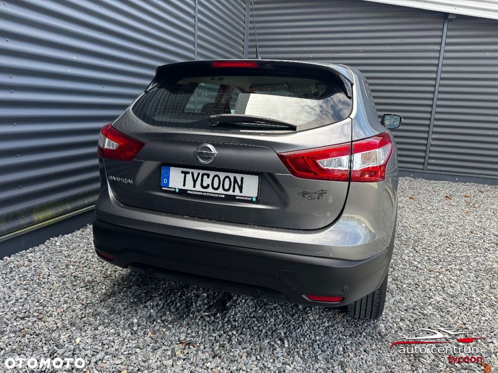 Nissan Qashqai - 2