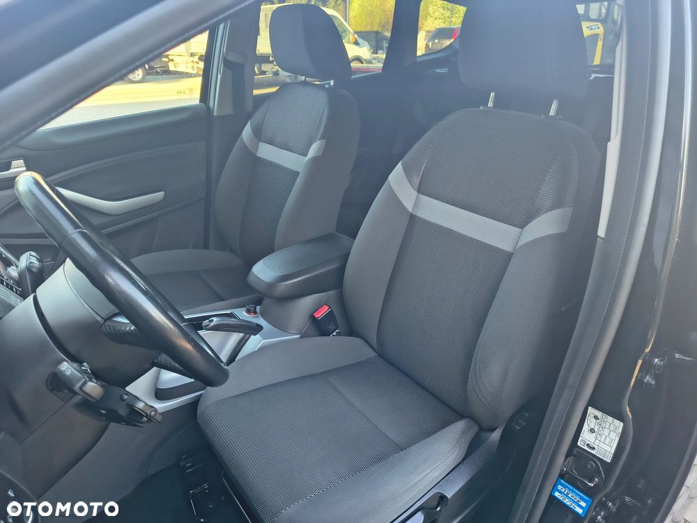 Ford Kuga 2.0 TDCi 2x4 Champions Edition - 22