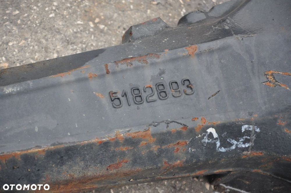 OBUDOWA MOSTU NEW HOLLAND TM  CASE MXM 140 NR 5182893 - 3
