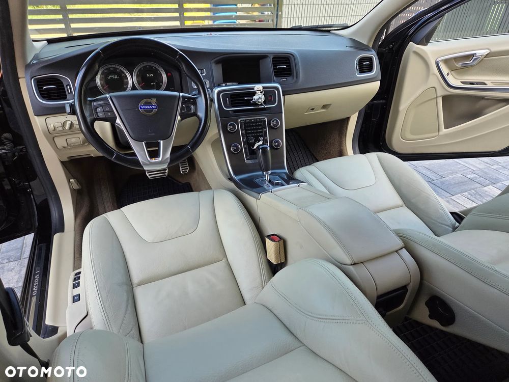 Volvo S60 - 36