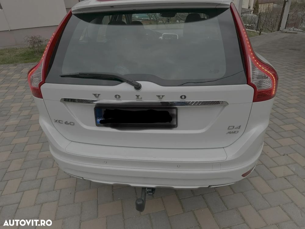 Volvo XC 60 D4 AWD Geartronic Summum - 5