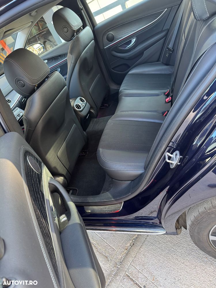 Mercedes-Benz E - 13