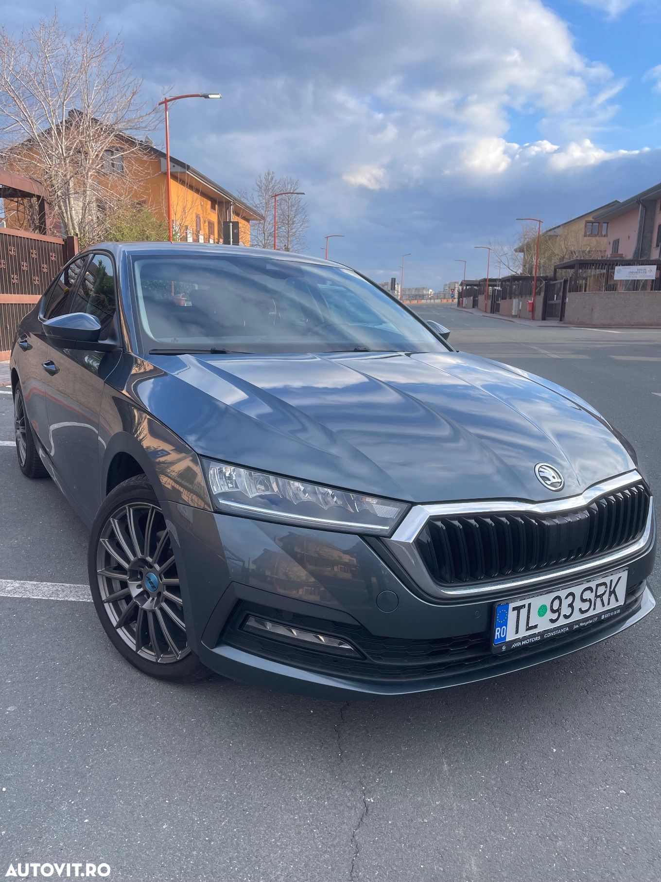 Skoda Octavia 2.0 TDI Ambition - 1