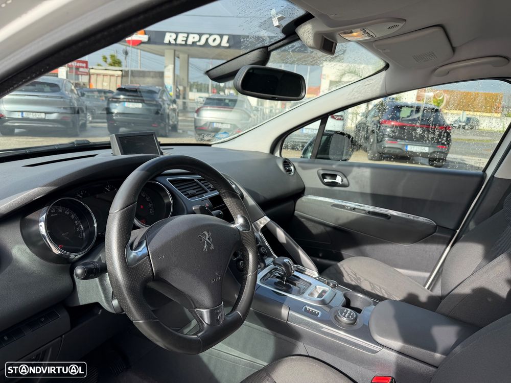 Peugeot 3008 2.0 HDi Hybrid4 - 8