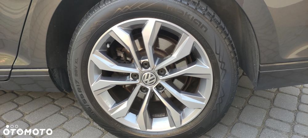 Volkswagen Passat 2.0 TDI BMT Comfortline DSG - 27